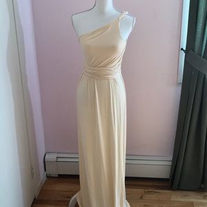 One shoulder strap dress